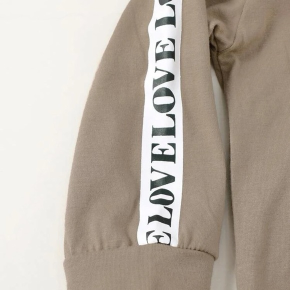 BABY BOY GRAPHIC LOVE HOODIE AND CAMO JOGGER SET (0-3 months) - Picture 5 of 7